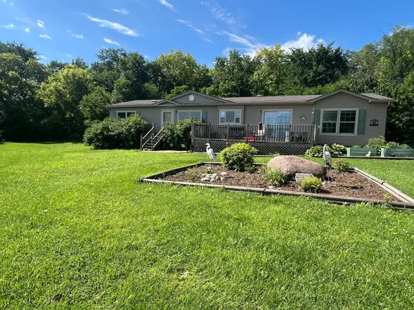 26176 County Road 11, Renville, MN 56284