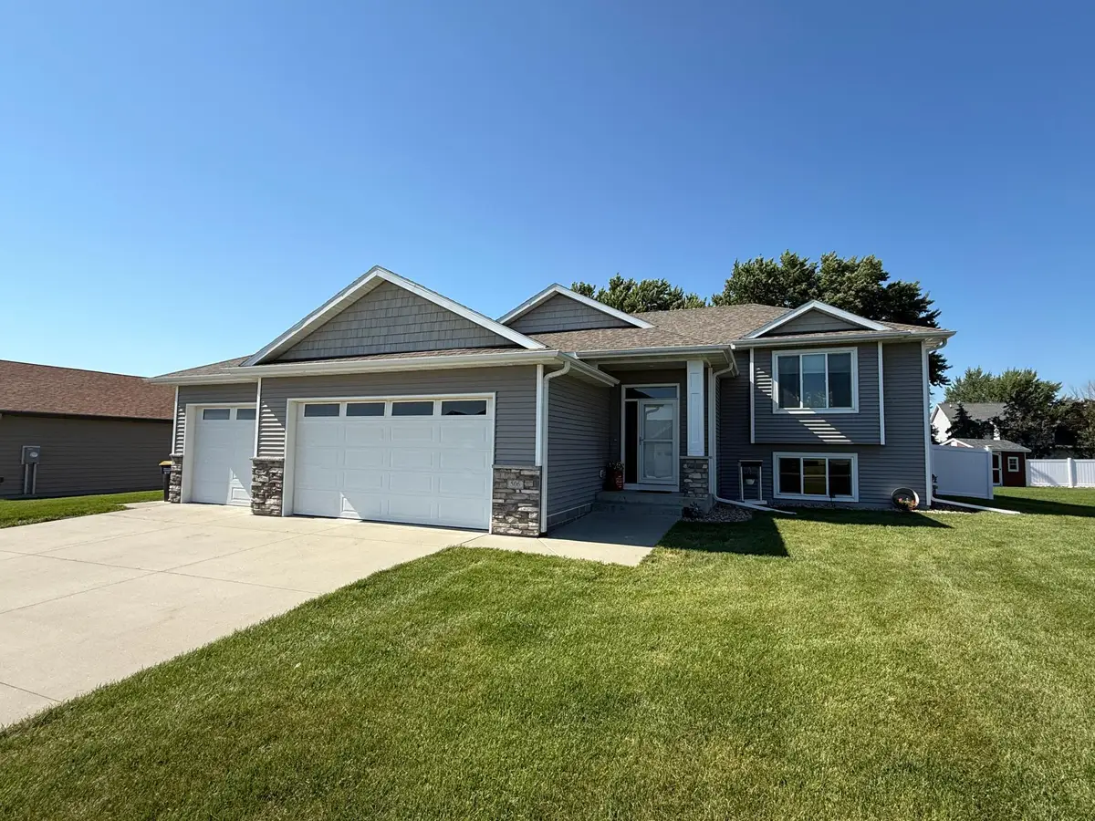 506 3rd Street Se, Hayfield, MN 55940 - #1