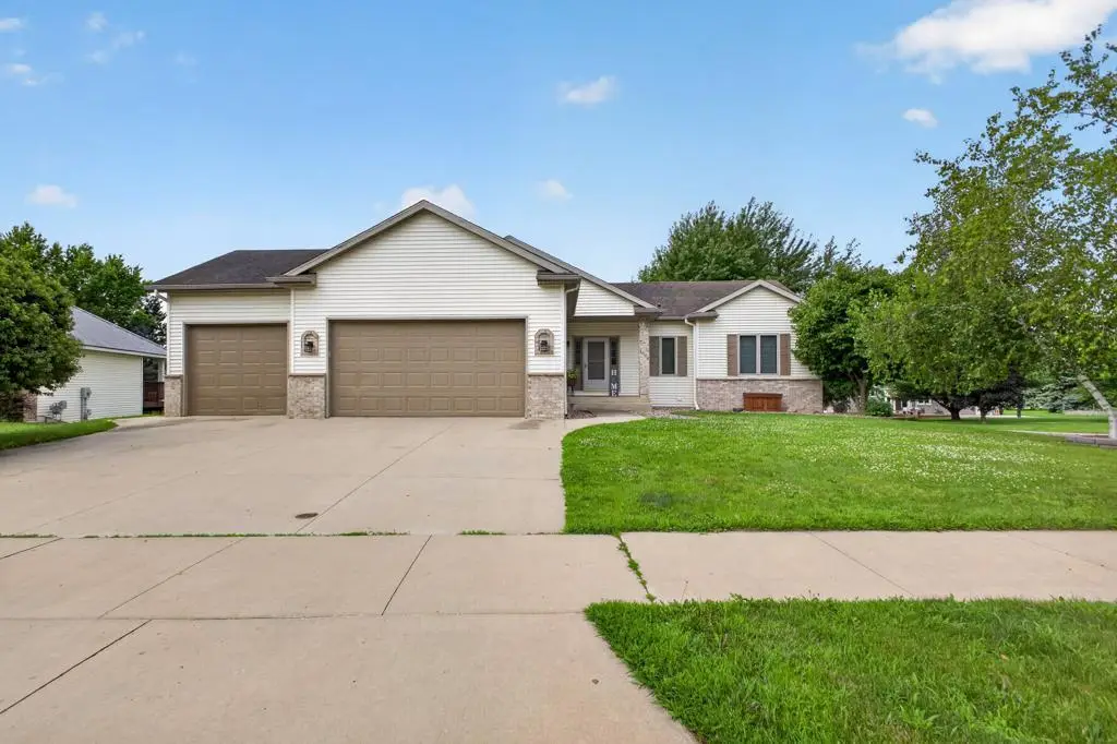 1002 John & Mary Drive Se, Chatfield, MN 55923 - #1