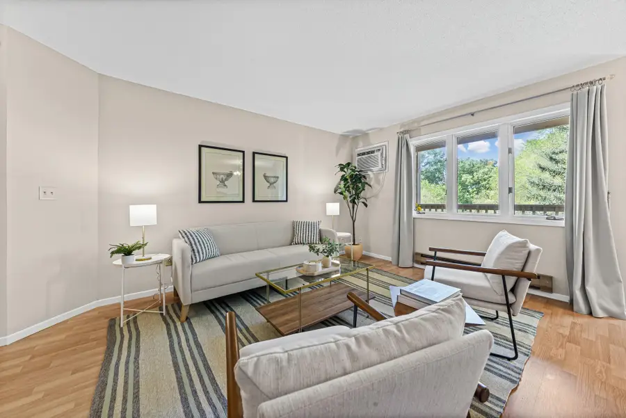 1560 Wheelock Lane #203, Saint Paul, MN 55117 - #3