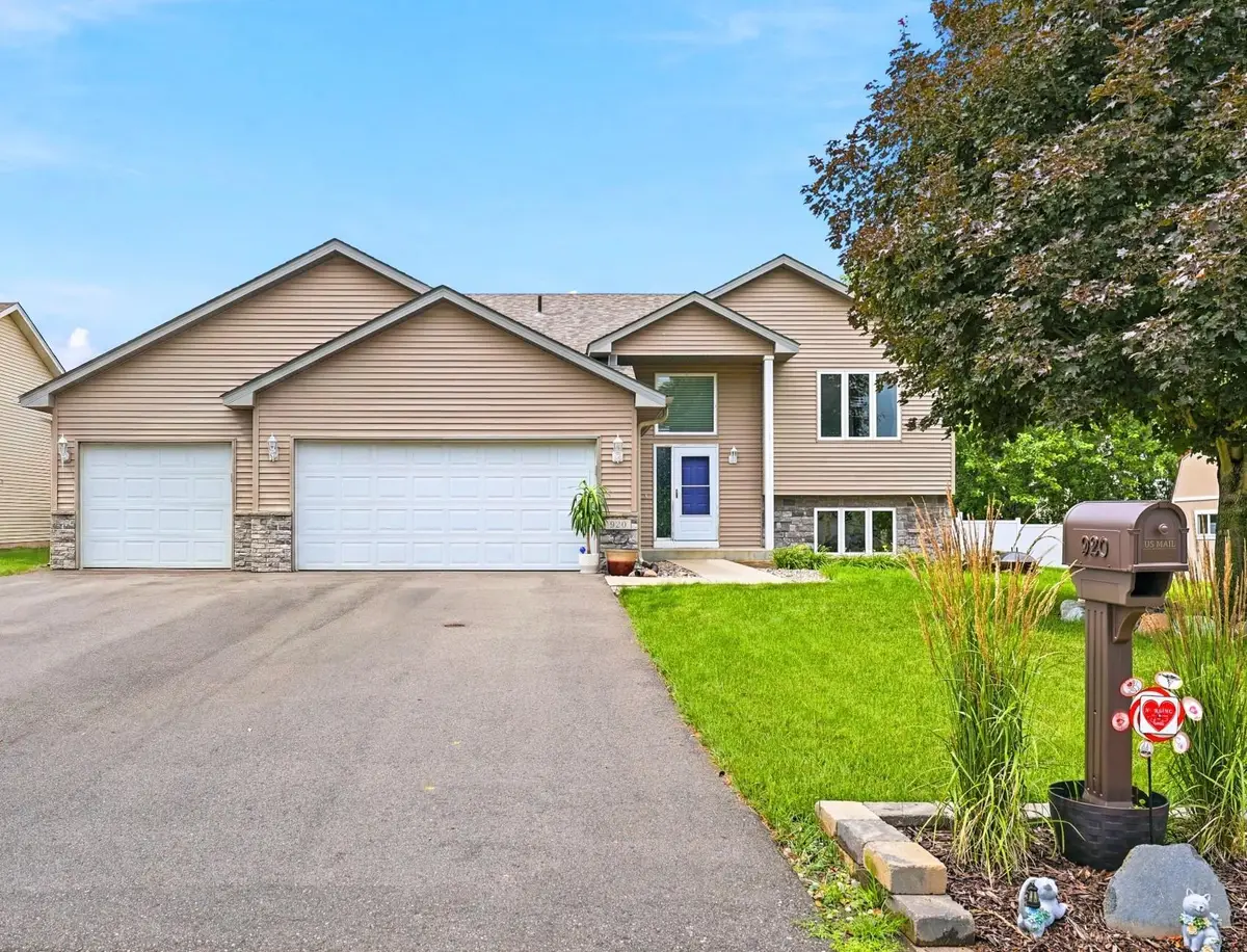 920 S Cedar Street, Belle Plaine, MN 56011 - #1