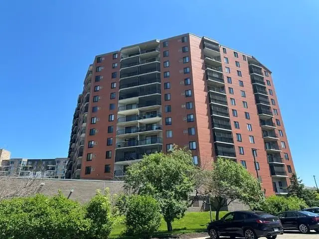 6500 Woodlake Drive #1104, Richfield, MN 55423 - #1