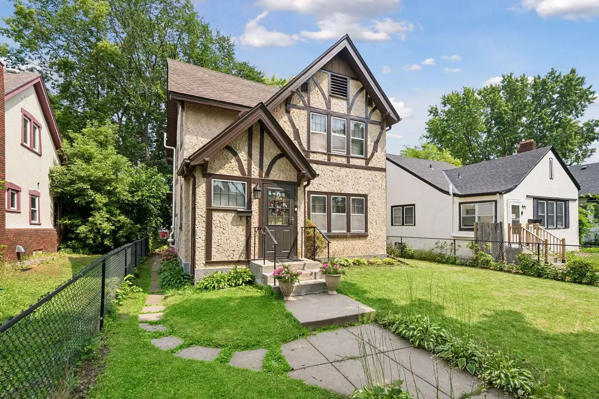 1418 Queen Avenue N, Minneapolis, MN 55411 - #1