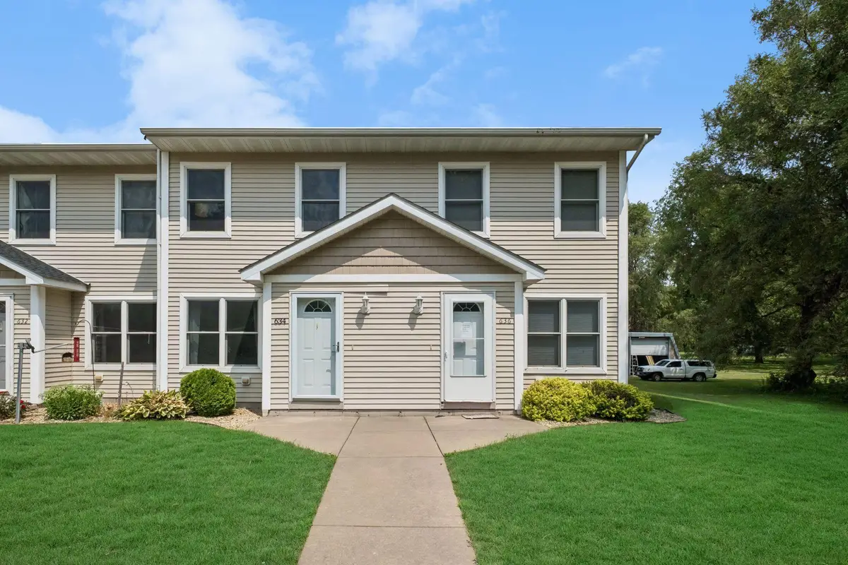 634 Pine Street #5, Prescott, WI 54021 - #1