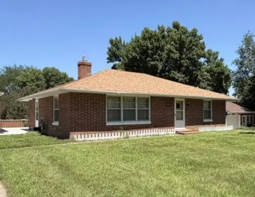 830 6th Street, Windom, MN 56101 - #1