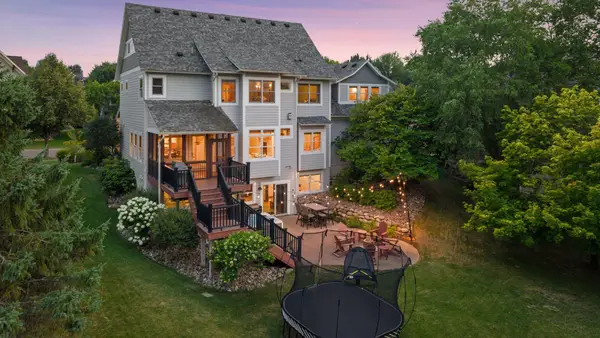 11265 Stonemill Farms Curve, Woodbury, MN 55129