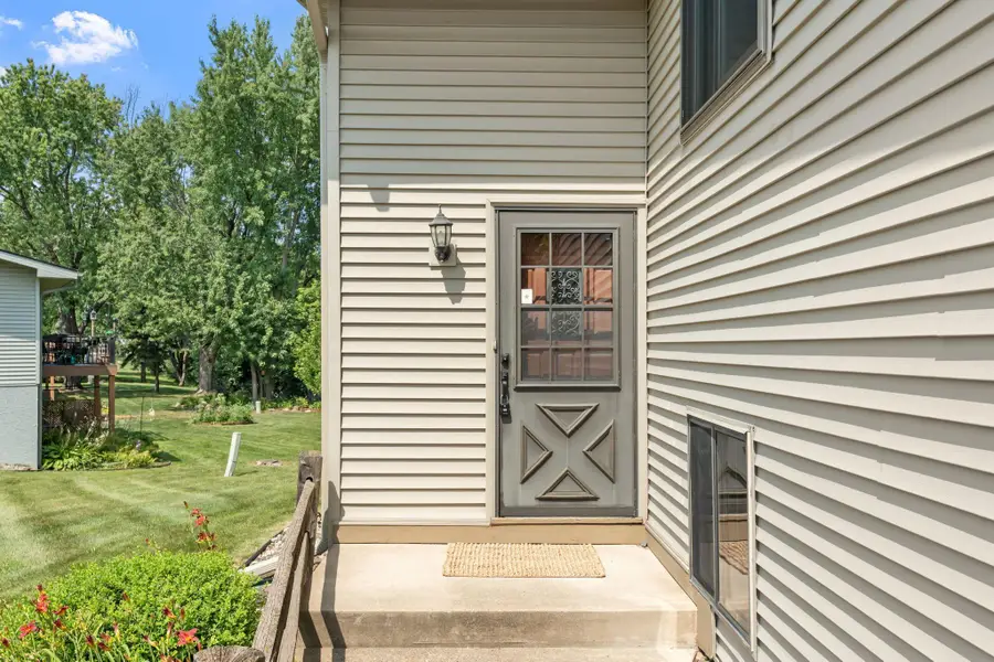903 Shirlee Lane, Shoreview, MN 55126 - #2