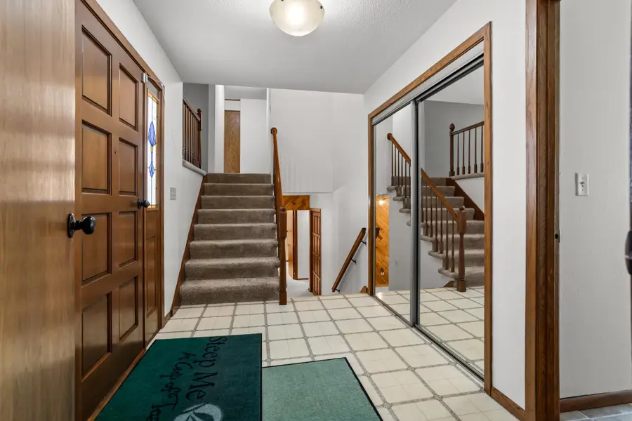 1907 25 1/2 Avenue S, Fargo, ND 58103 - #3