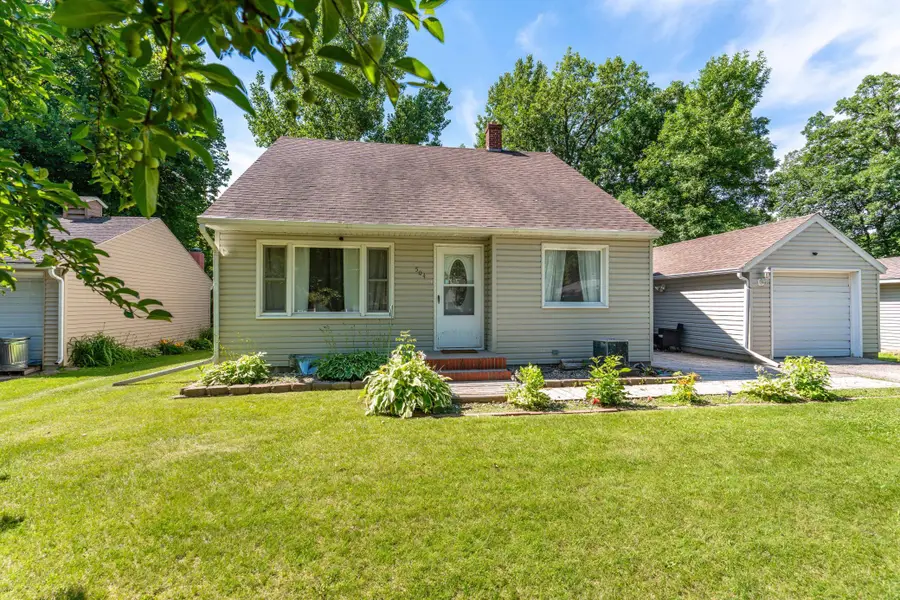 504 1st Avenue Se, Pelican Rapids, MN 56572 - #2