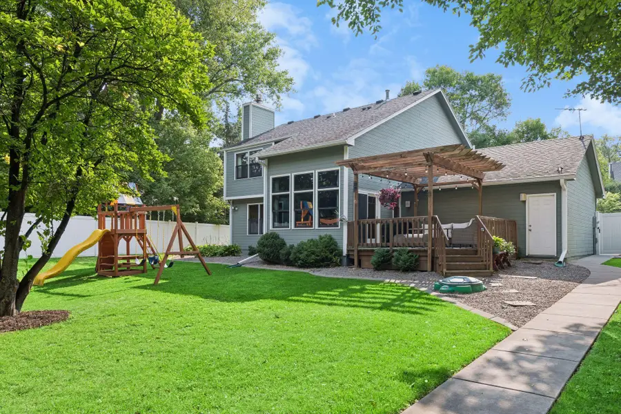 4601 Fairway Hills Drive, Eagan, MN 55123 - #3