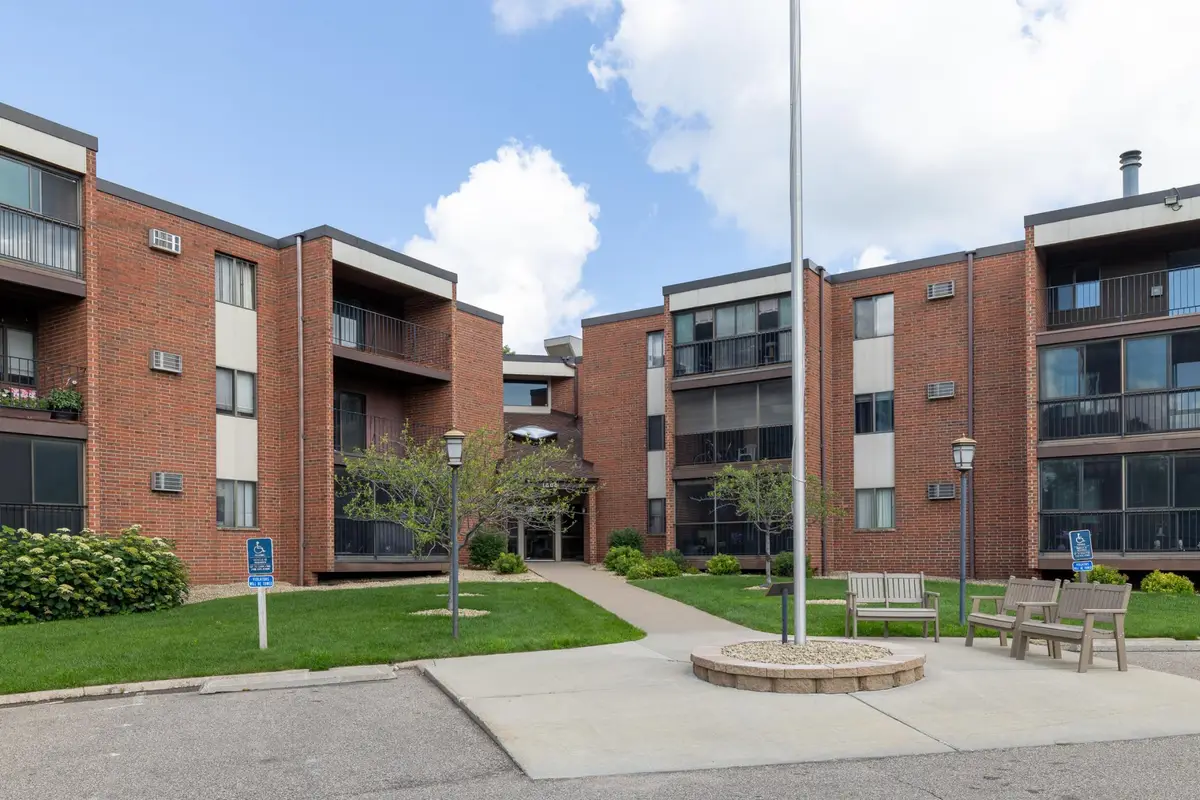 1800 Riverwood Drive #301, Burnsville, MN 55337 - #1