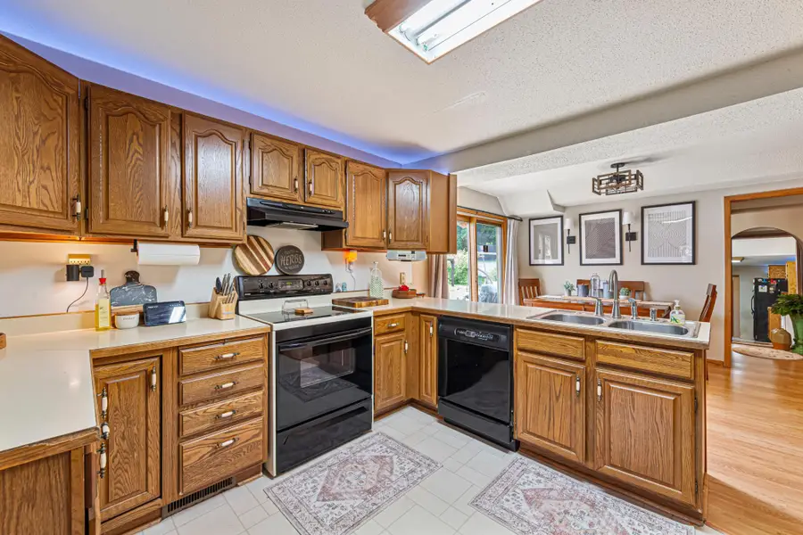 240 Rice Street N, Kasota, MN 56050 - #3