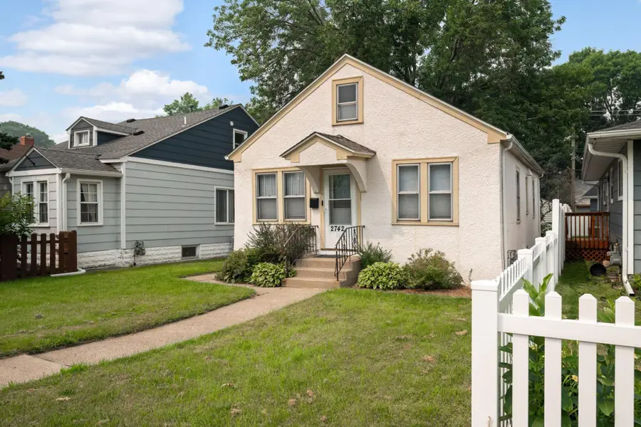 2742 Grand Street Ne, Minneapolis, MN 55418 - #3