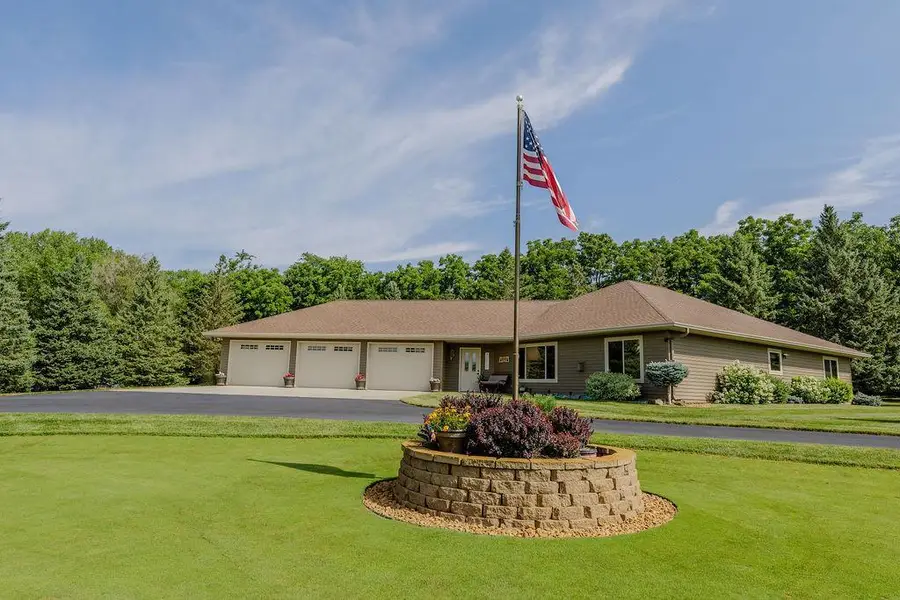 3807 N Eagle Road, Willmar, MN 56201 - #2