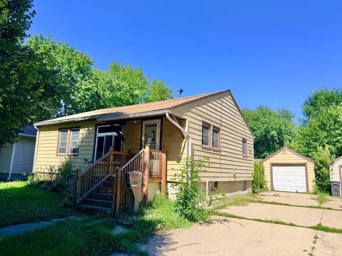 1205 James Avenue, Albert Lea, MN 56007 - #1