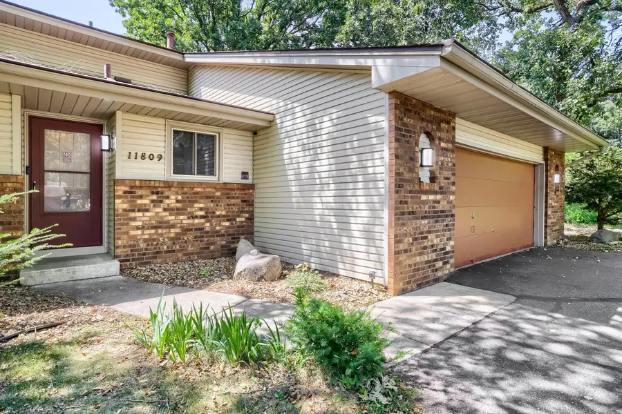 11809 Edgewood Avenue N, Champlin, MN 55316 - #2