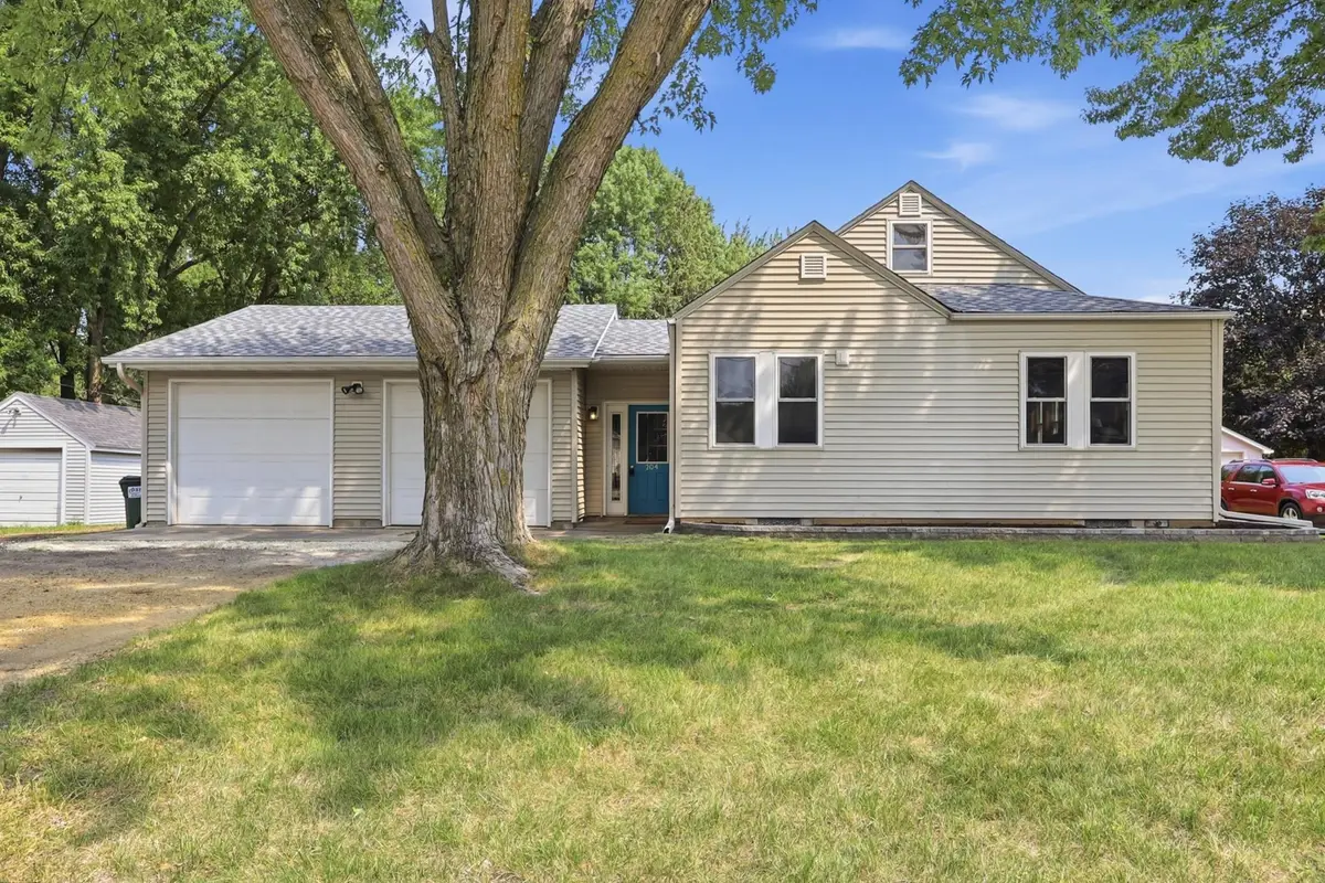 204 3rd Avenue Ne, Lonsdale, MN 55046 - #1