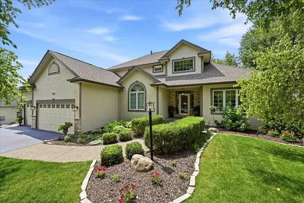 6690 Brenden Court, Chanhassen, MN 55317