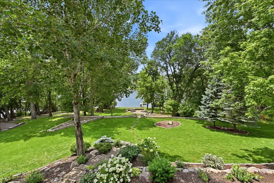 6690 Brenden Court, Chanhassen, MN 55317 - #2