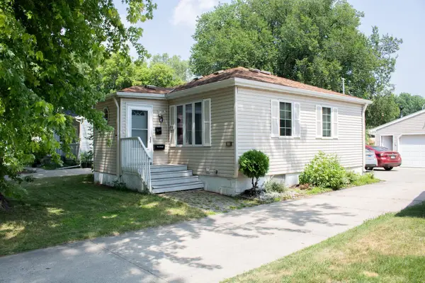 1522 13 1/2 Street S, Fargo, ND 58103