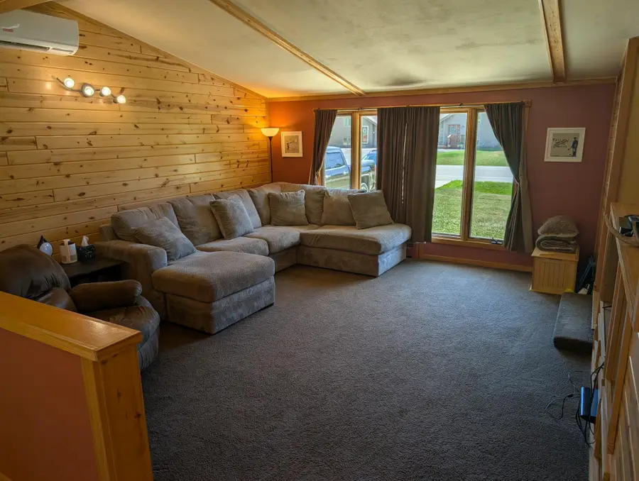 214 Shorewood Drive, International Falls, MN 56649 - #3