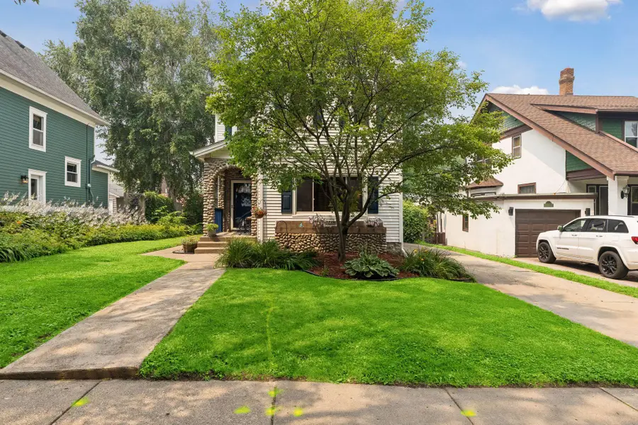 657 Delaware Avenue, Saint Paul, MN 55107 - #2