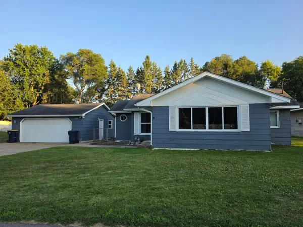 8974 210th Street W, Lakeville, MN 55044