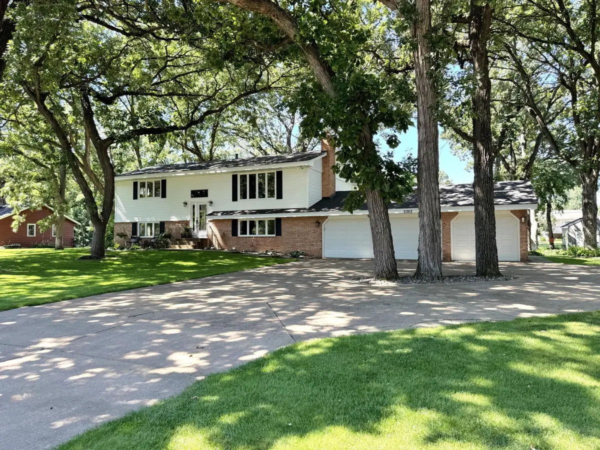 11911 Mississippi Drive N, Champlin, MN 55316 - #1