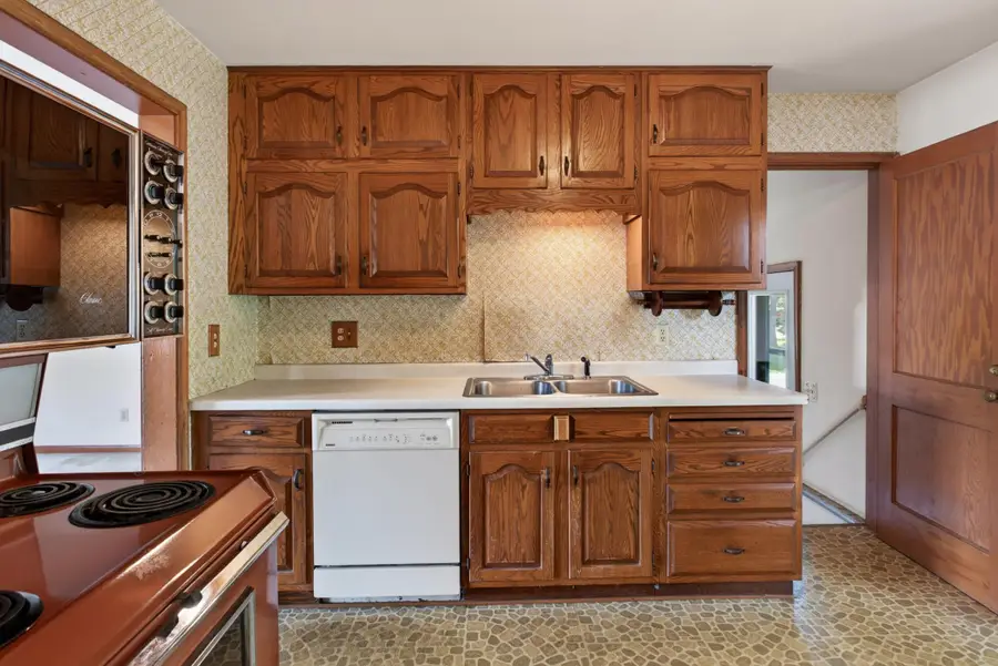 1312 Winnetka Avenue N, Champlin, MN 55316 - #3