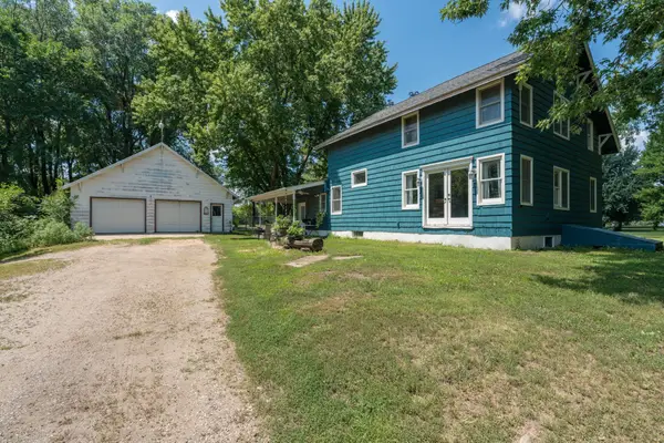 223 Joy Avenue Sw, Madelia, MN 56062
