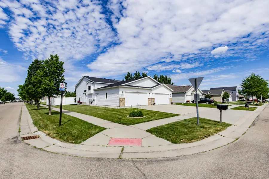 4459 15th Street S, Moorhead, MN 56560 - #3
