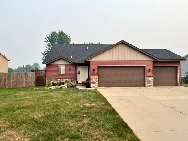 2760 Ocarina Drive, Sauk Rapids, MN 56379