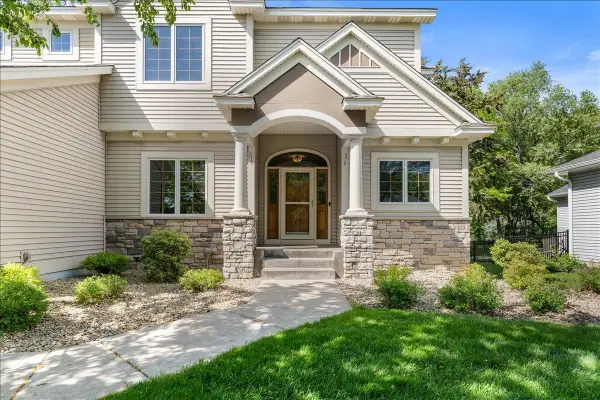 2223 151st Lane Nw, Andover, MN 55304