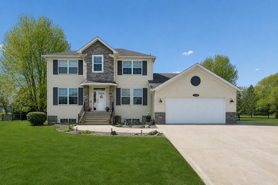 609 20th Avenue N, Sartell, MN 56377 - #2