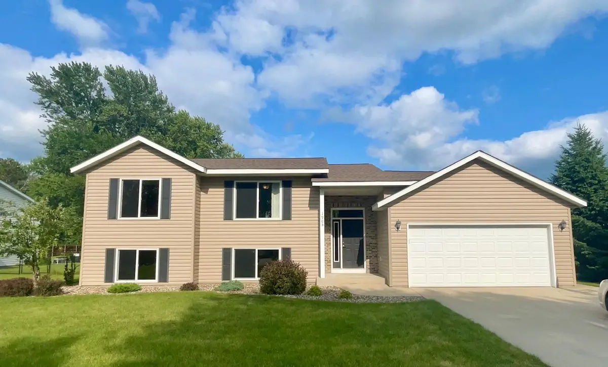 1905 20th Street Sw, Austin, MN 55912 - #1