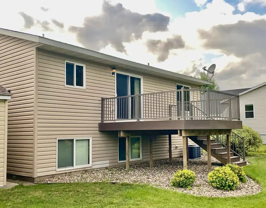 1905 20th Street Sw, Austin, MN 55912 - #2