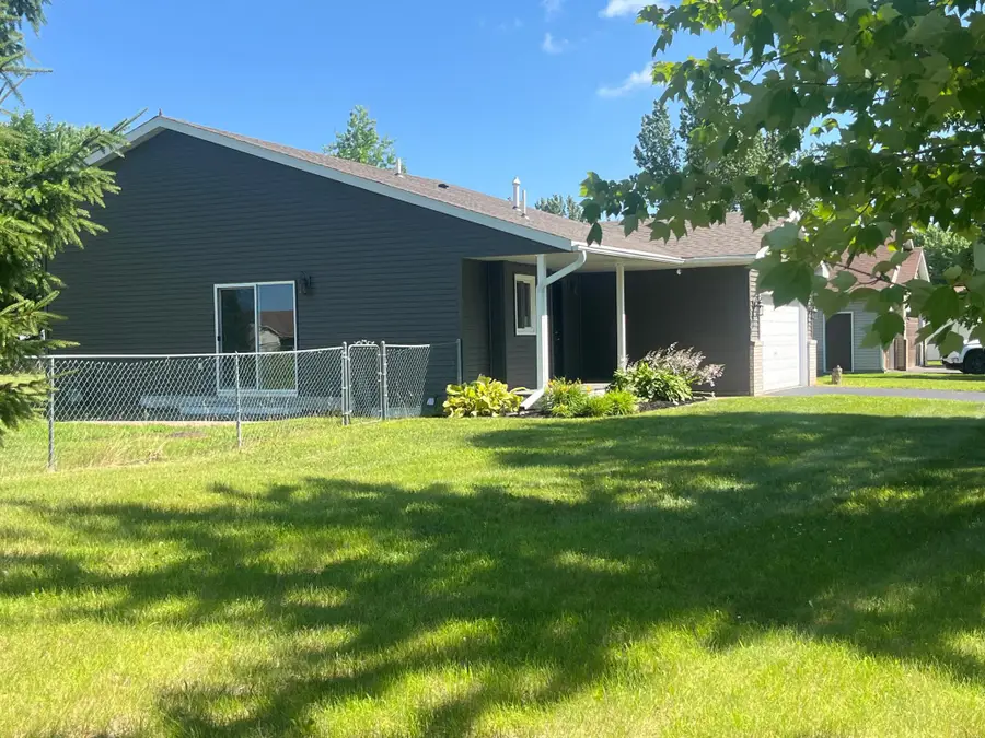 1300 Honeysuckle Lane Se, Cambridge, MN 55008 - #3