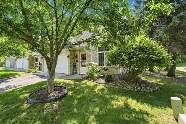 15337 Greenhaven Lane #101, Burnsville, MN 55306