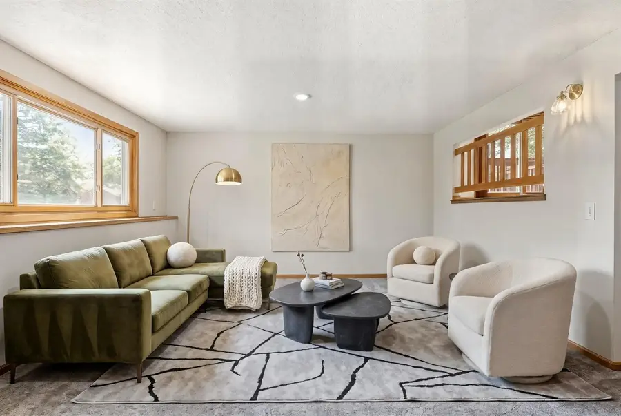 8064 Lower 147th Street W, Apple Valley, MN 55124 - #2