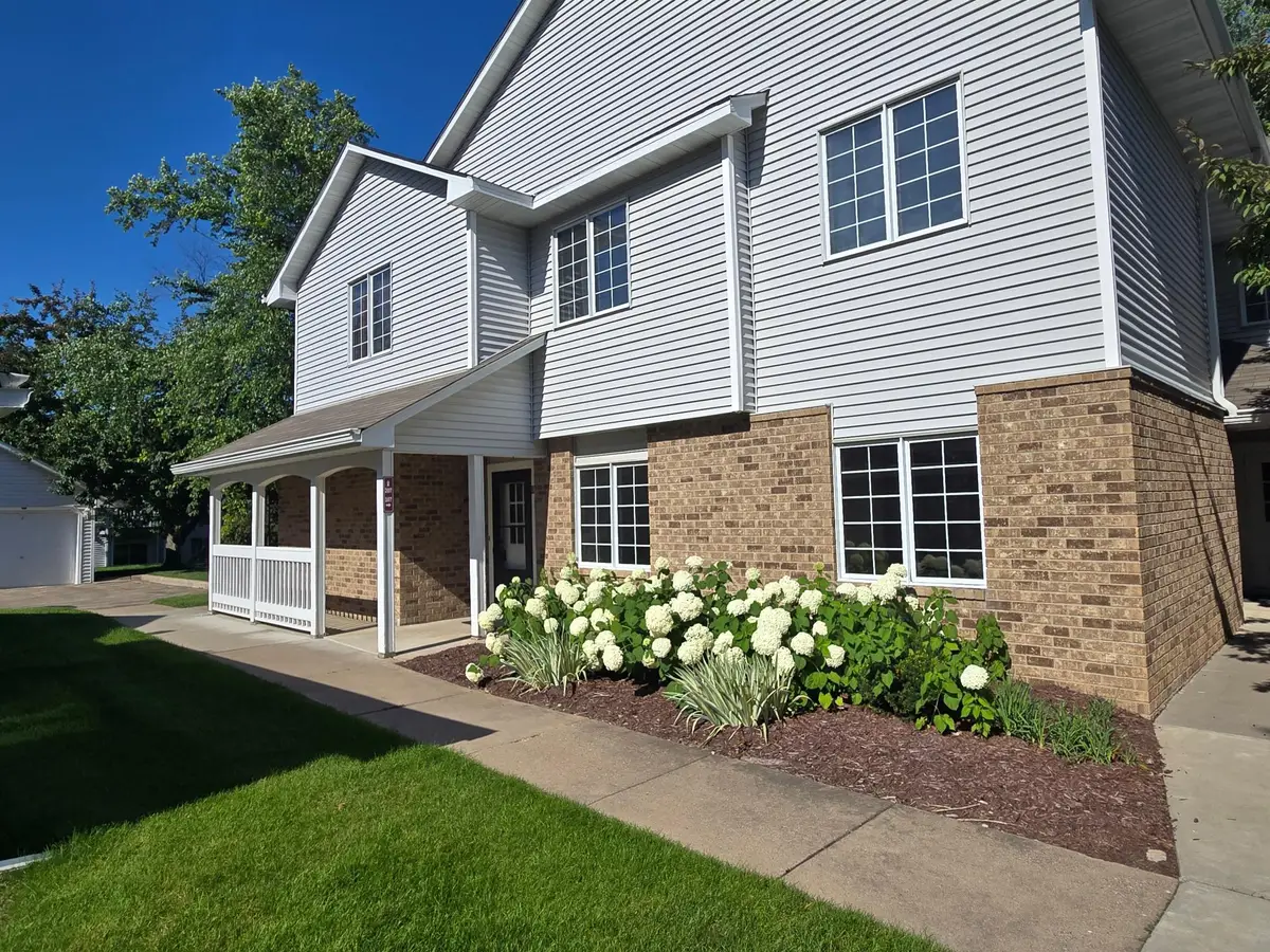 3545 Blue Jay Way #107, Eagan, MN 55123 - #1