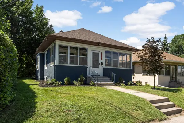 725 Charlton Street, Saint Paul, MN 55107