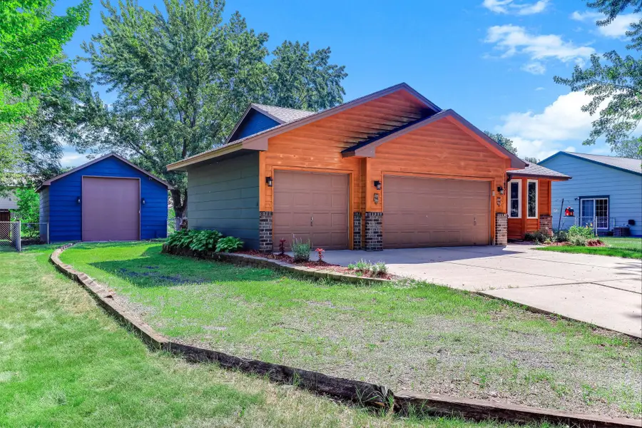 11831 Kerry Street Nw, Coon Rapids, MN 55433 - #3