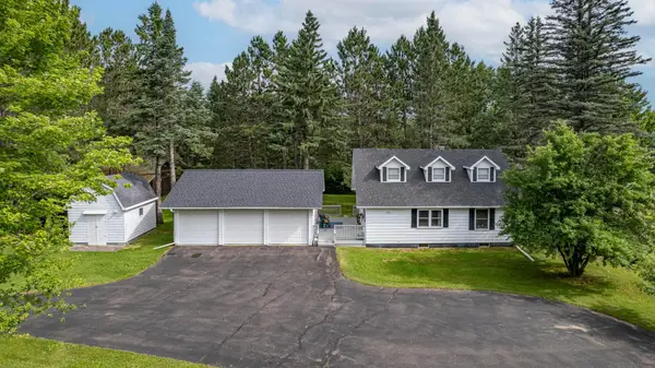 27 Maple Drive, Esko, MN 55733