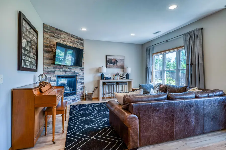 10810 Fall Court Nw, Bemidji, MN 56601 - #3