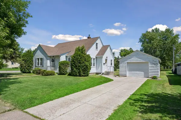 405 4th Avenue Se, Milaca, MN 56353