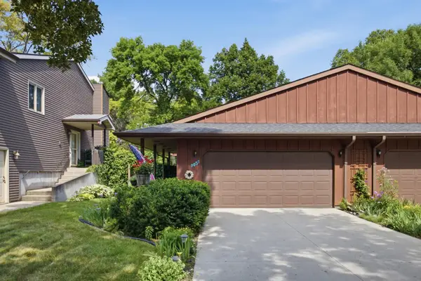 1451 23rd Street S, Fargo, ND 58103