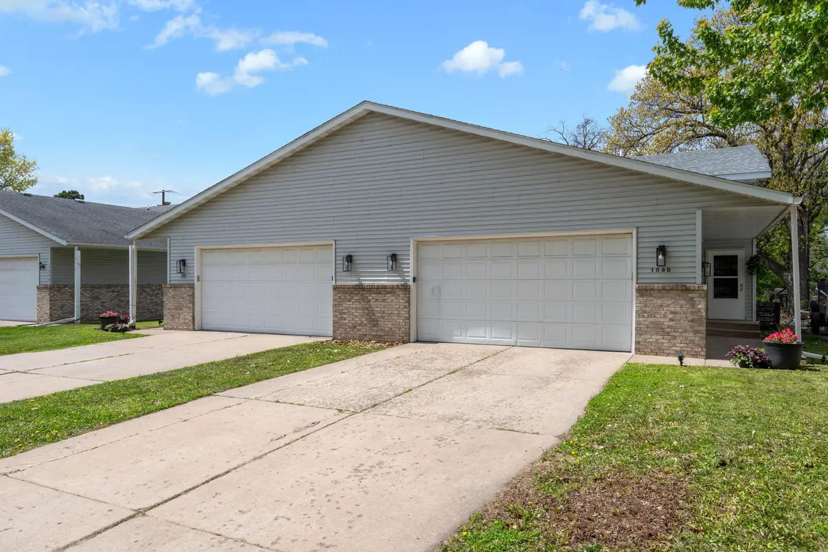1082 5th Street Se, Forest Lake, MN 55025 - #1