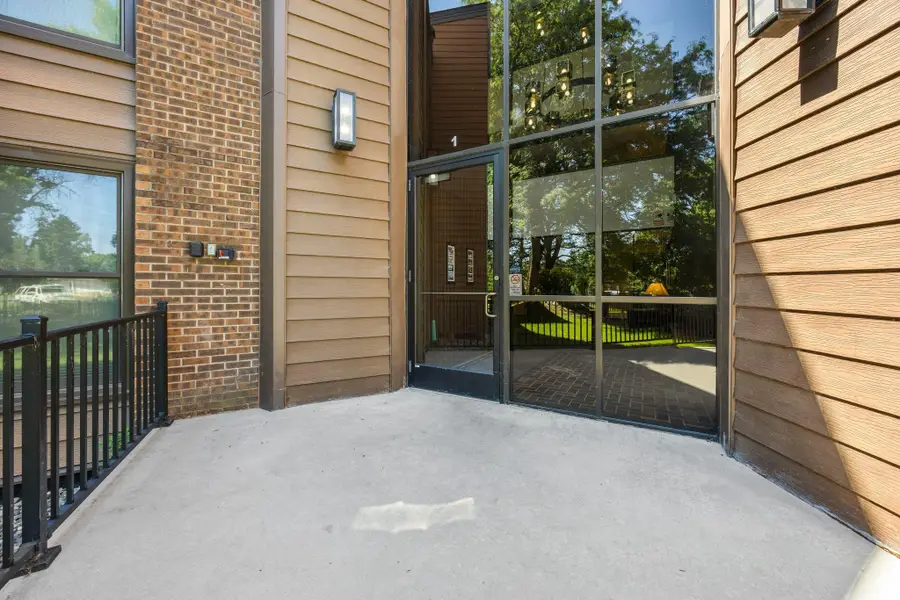 9600 Portland Avenue S #220, Bloomington, MN 55420 - #3