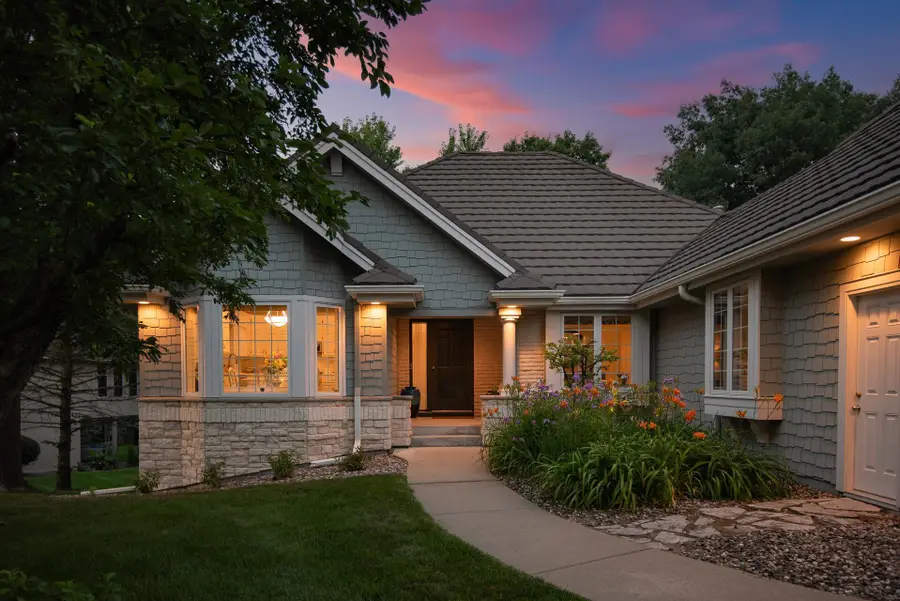 10421 Shelter Grove, Eden Prairie, MN 55347 - #2