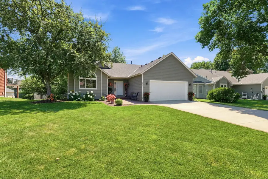 990 Ticonderoga Trail, Eagan, MN 55123 - #3